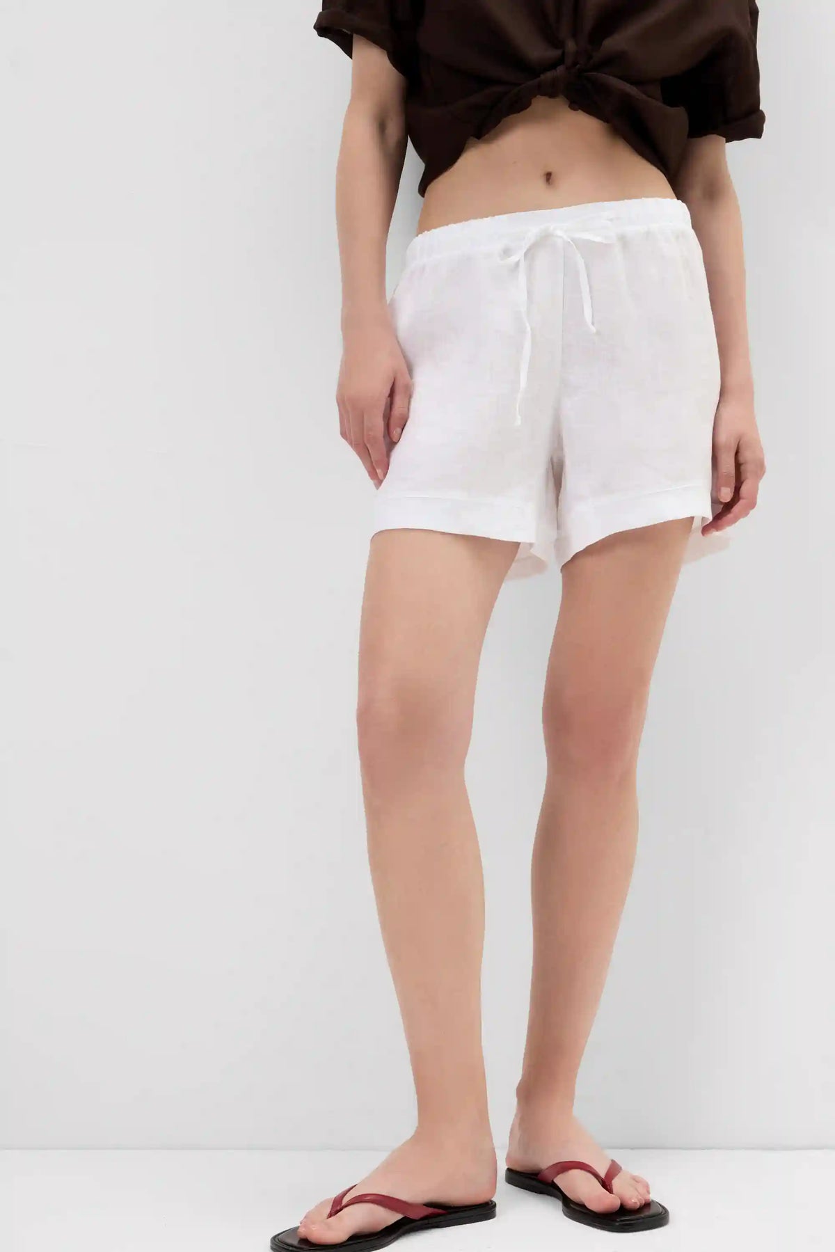 The Pure Linen Shorts in Linen Fabric