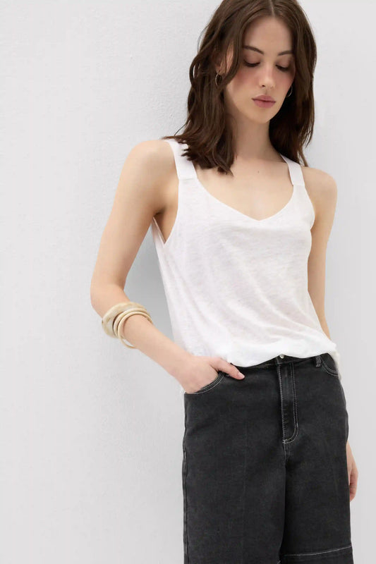The Pure Linen Tank Top in Linen