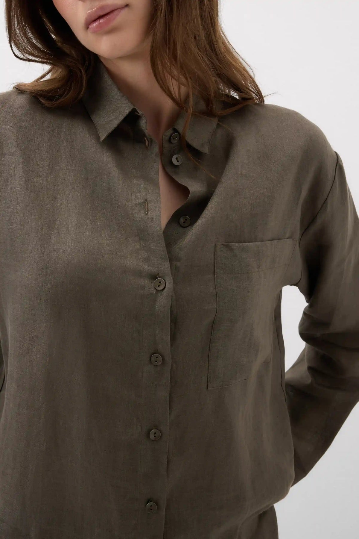 The Pure Linen Shirt in Linen Fabric