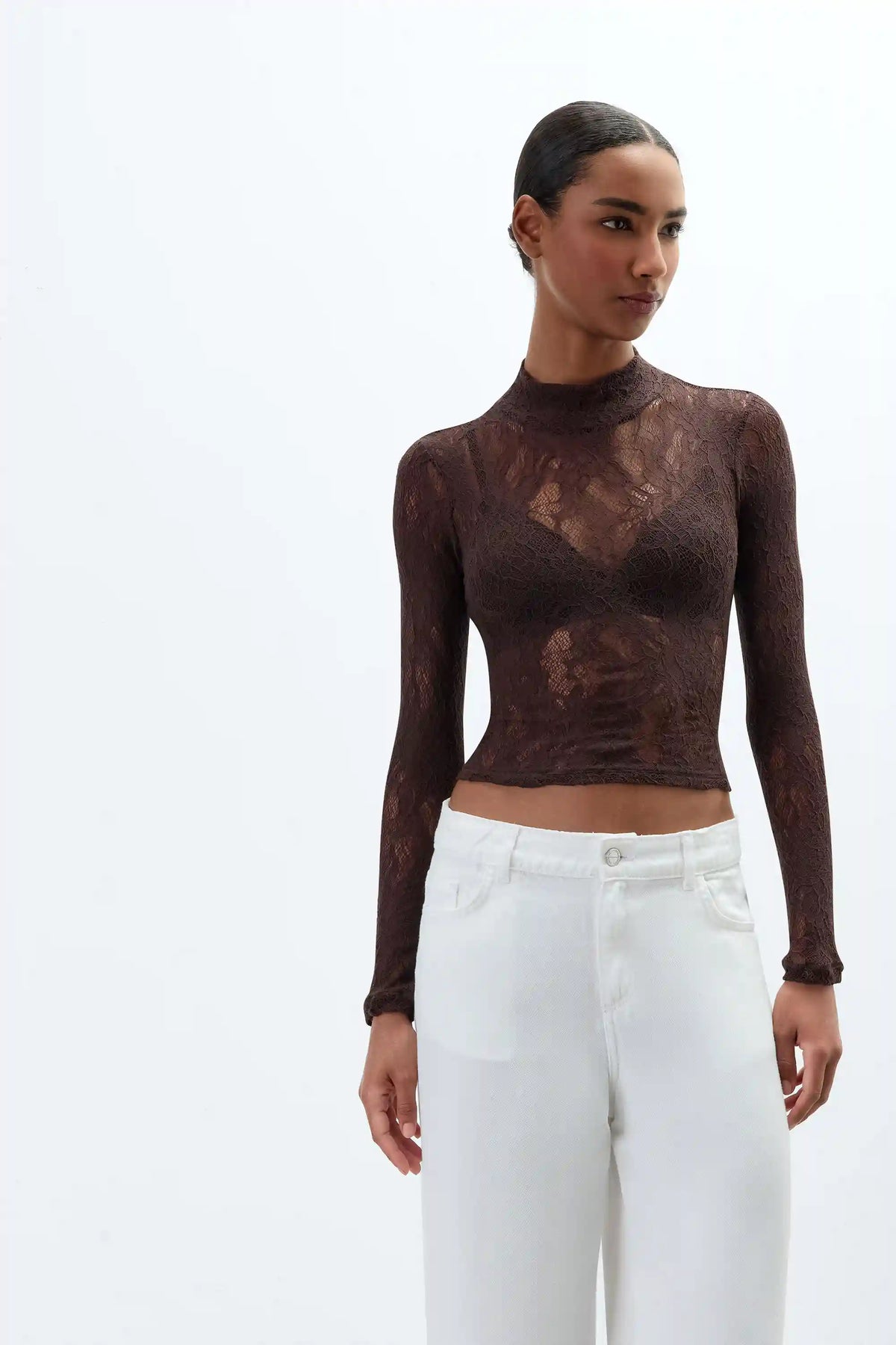 Stretch Lace Long Sleeve Crop Top
