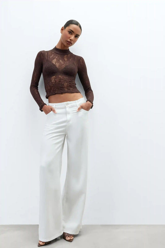 Stretch Lace Long Sleeve Crop Top