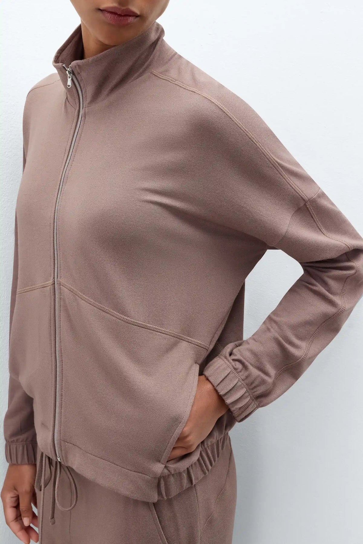 Sporty & Chic Long Sleeve Zip Top in Modal and Cotton