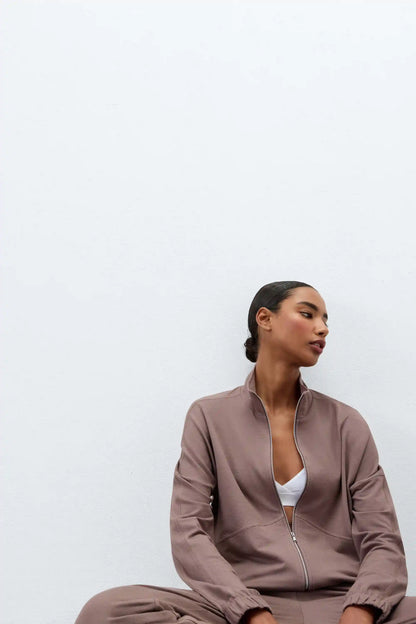 Sporty & Chic Long Sleeve Zip Top in Modal and Cotton