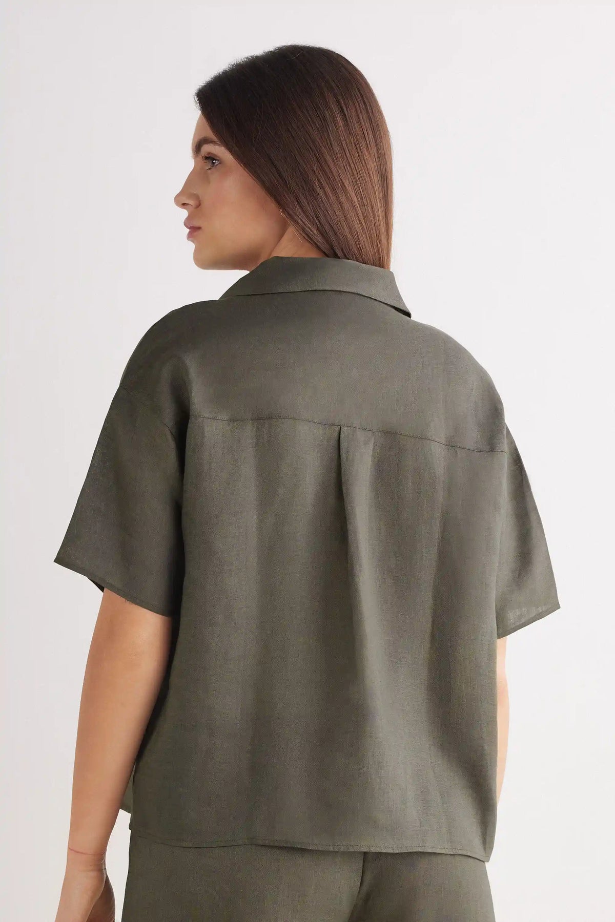 The Pure Linen Short Sleeve Shirt in Linen Fabric