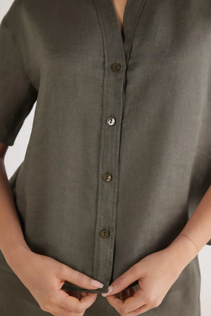 The Pure Linen Short Sleeve Shirt in Linen Fabric
