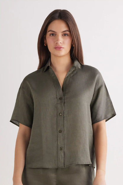 The Pure Linen Short Sleeve Shirt in Linen Fabric