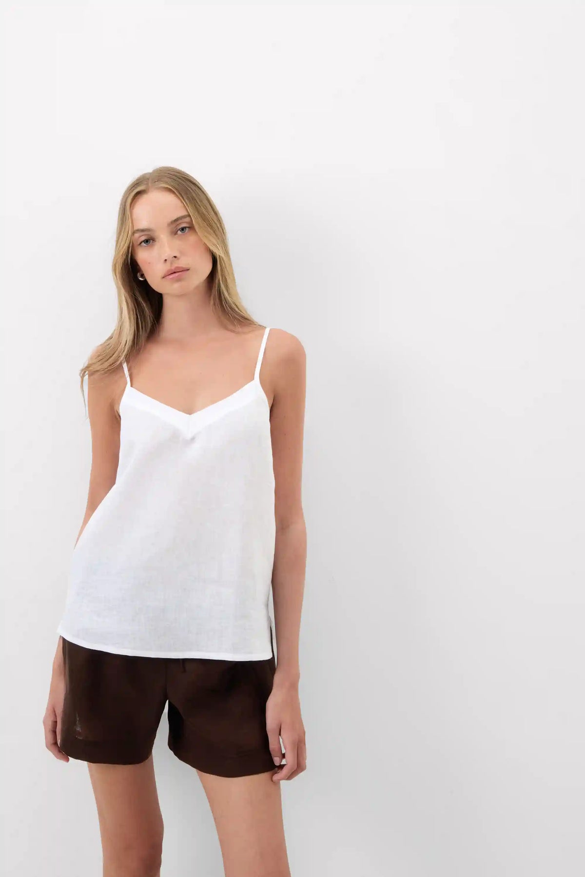 The Pure Linen Top in Linen Fabric