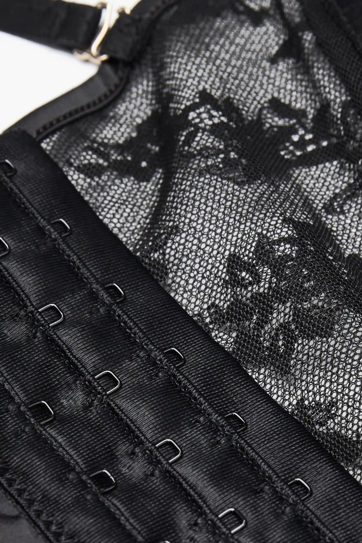 The Art of Lingerie Structured Top