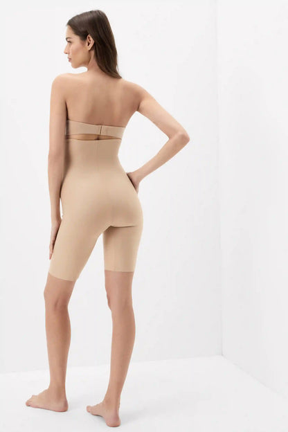 Shaping Shorts in Seamless Microfiber