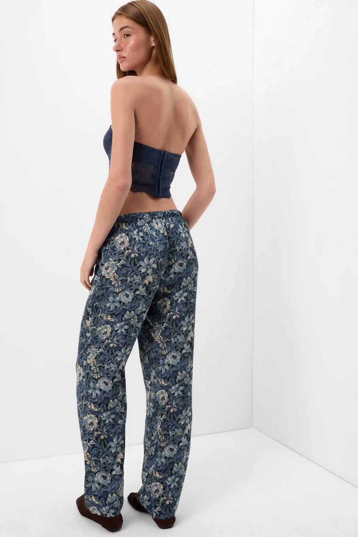 Fanciful Flowers Print Viscose Satin Pants