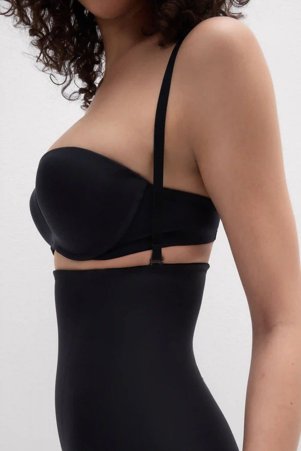 High Waist Shaping Hipster in Seamless Microfiber